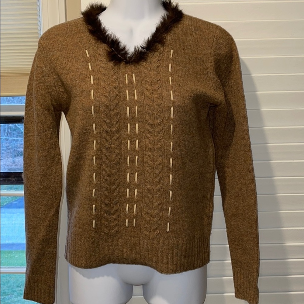 Iight brown fur collared sweater